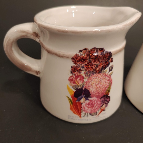 Cracker Barrel "Garden Seeds" Sugar & Creamer - Picture 4 of 5